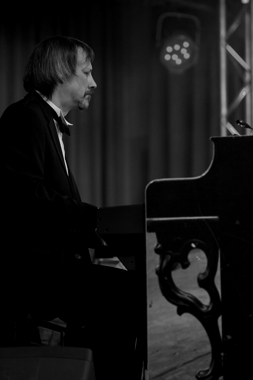 Joachim Fritz, Piano